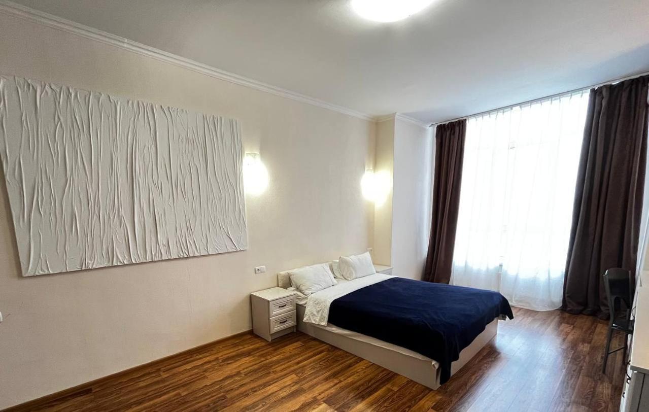 Французький Бульвар 22, Клиника Филатова, Университет Odessa Zewnętrze zdjęcie